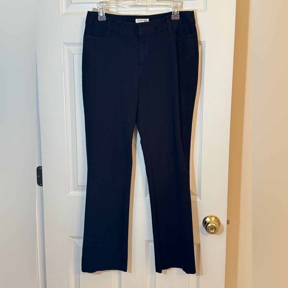 St. John’s Bay Bootcut Flat Front Chinos Petite Size 10P Uniform Office Attire